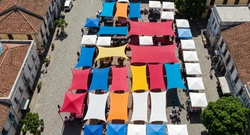 מדריך מחירים להצללה: כמה עולה ברזנט לפי מידה בפתח תקווה, ברזנטים במרכז ויריעות לפרגולה?